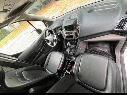 Used 2019 Ford Transit Connect XL image 12