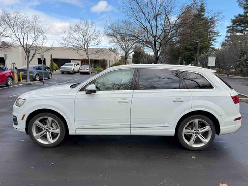 Used 2019 Audi Q7 3.0T Prestige image 11