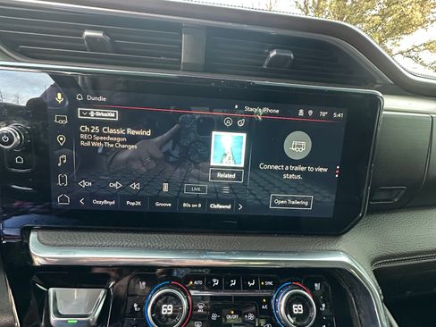 Used 2023 GMC Sierra 1500 Denali image 10