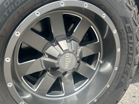 Used 2012 Toyota Sequoia Limited AWD/4WD image 9