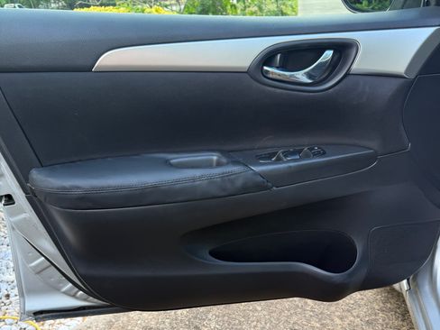 Used 2019 Nissan Sentra S FWD image 26