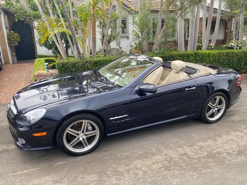 Used 2009 Mercedes-Benz SL 550 image 1