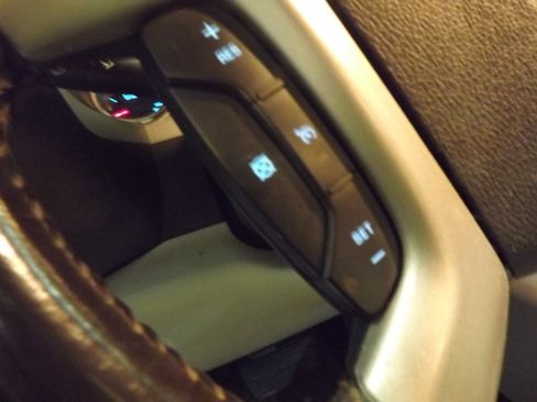 Used 2009 Chevrolet Silverado 2500 LT w/ Exterior Plus Package image 19