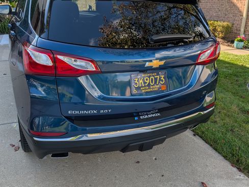 Used 2020 Chevrolet Equinox LT image 9