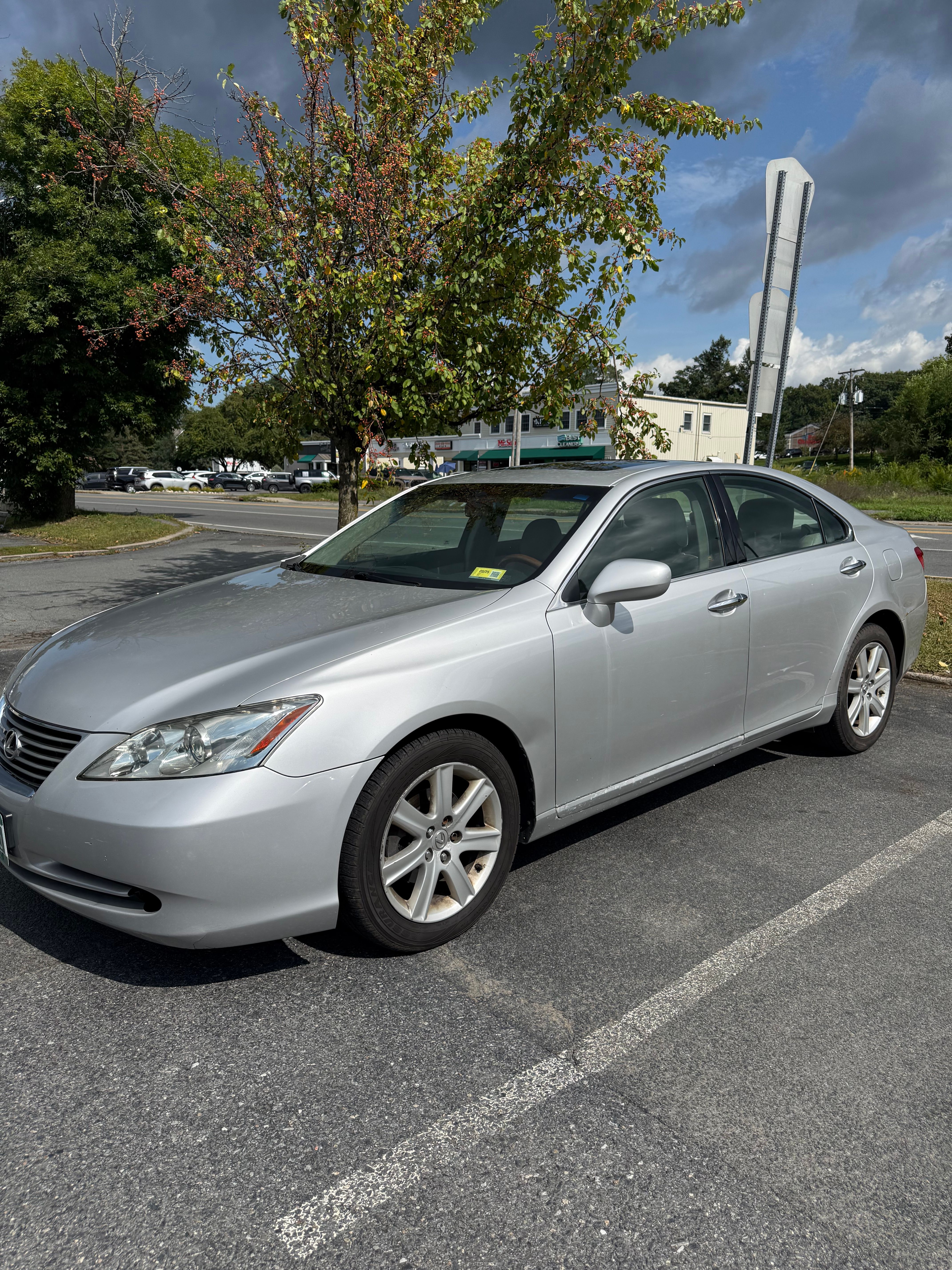 Used 2008 Lexus ES 350 FWD image 2