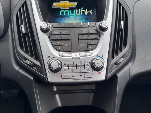 Used 2015 Chevrolet Equinox LT w/ Driver Convenience Package image 12