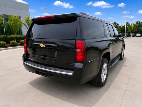 Used 2016 Chevrolet Suburban LTZ RWD image 4