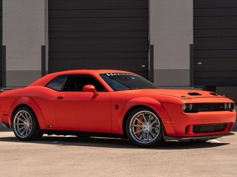 Used 2022 Dodge Challenger SRT Hellcat image 8