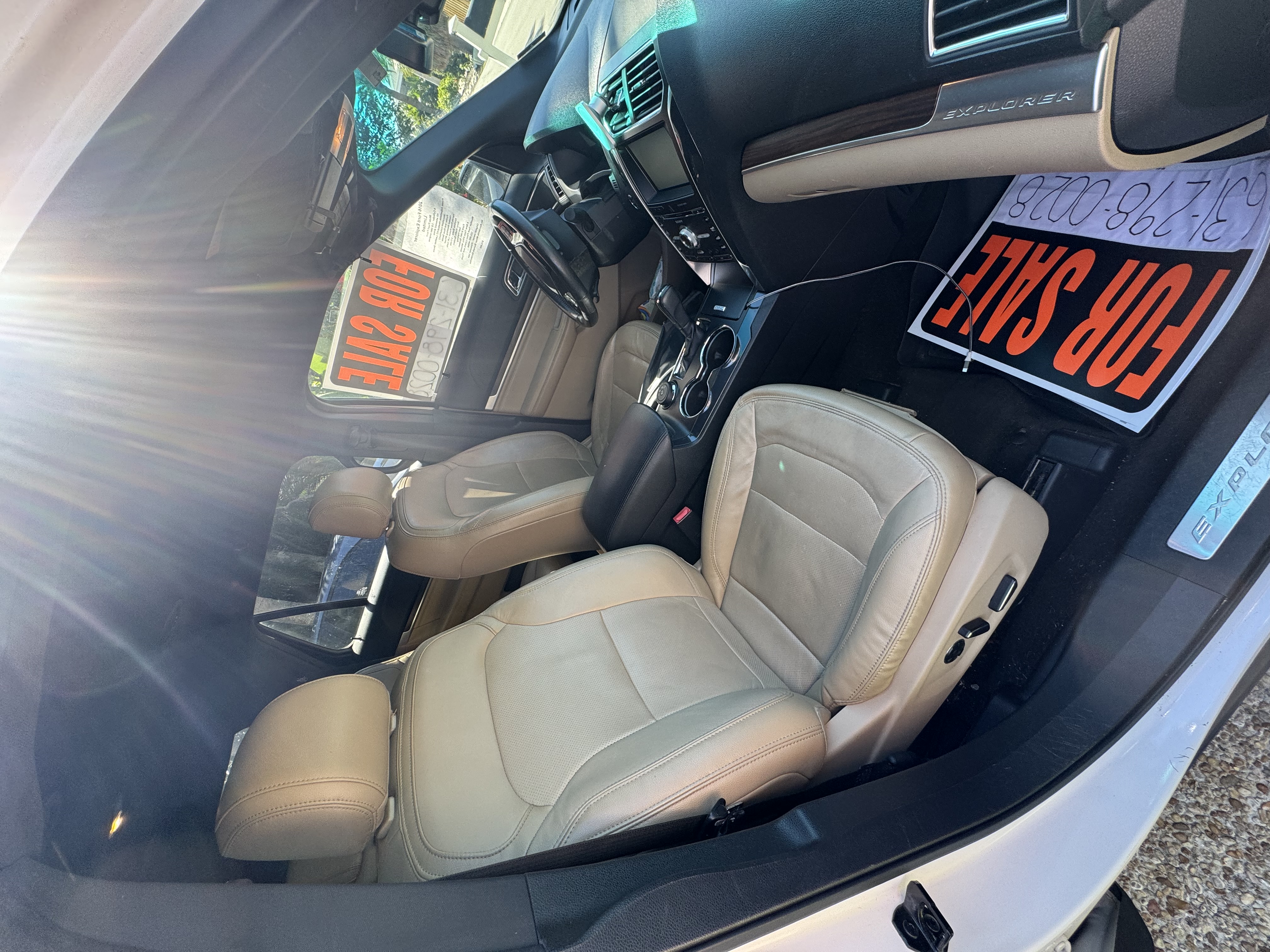 Used 2016 Ford Explorer Limited w/ Equipment Group 301A AWD/4WD image 13