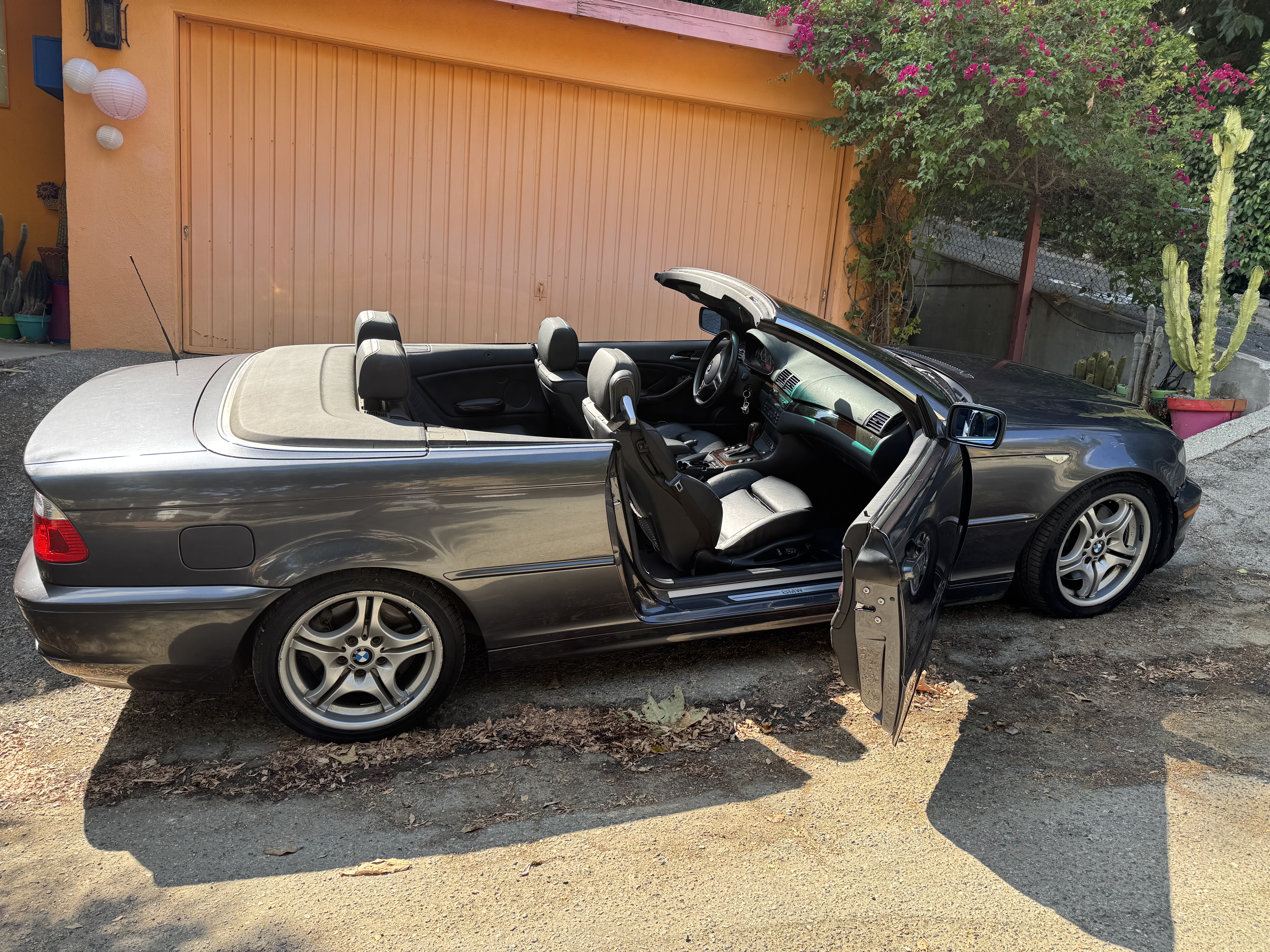 Used 2005 BMW 330Ci Convertible RWD image 12