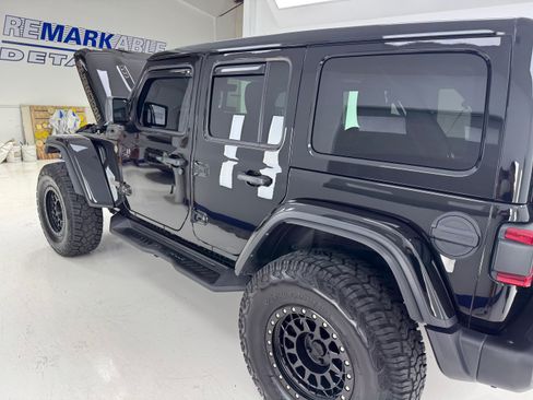 Used 2021 Jeep Wrangler Unlimited Rubicon 392 w/ Trailer Tow Package AWD/4WD image 23