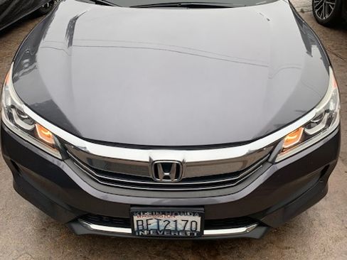 Used 2017 Honda Accord LX image 1