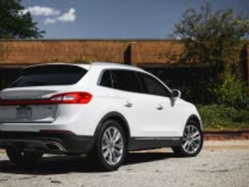 Used 2017 Lincoln MKX Select w/ Lincoln MKX Climate Package AWD/4WD image 15
