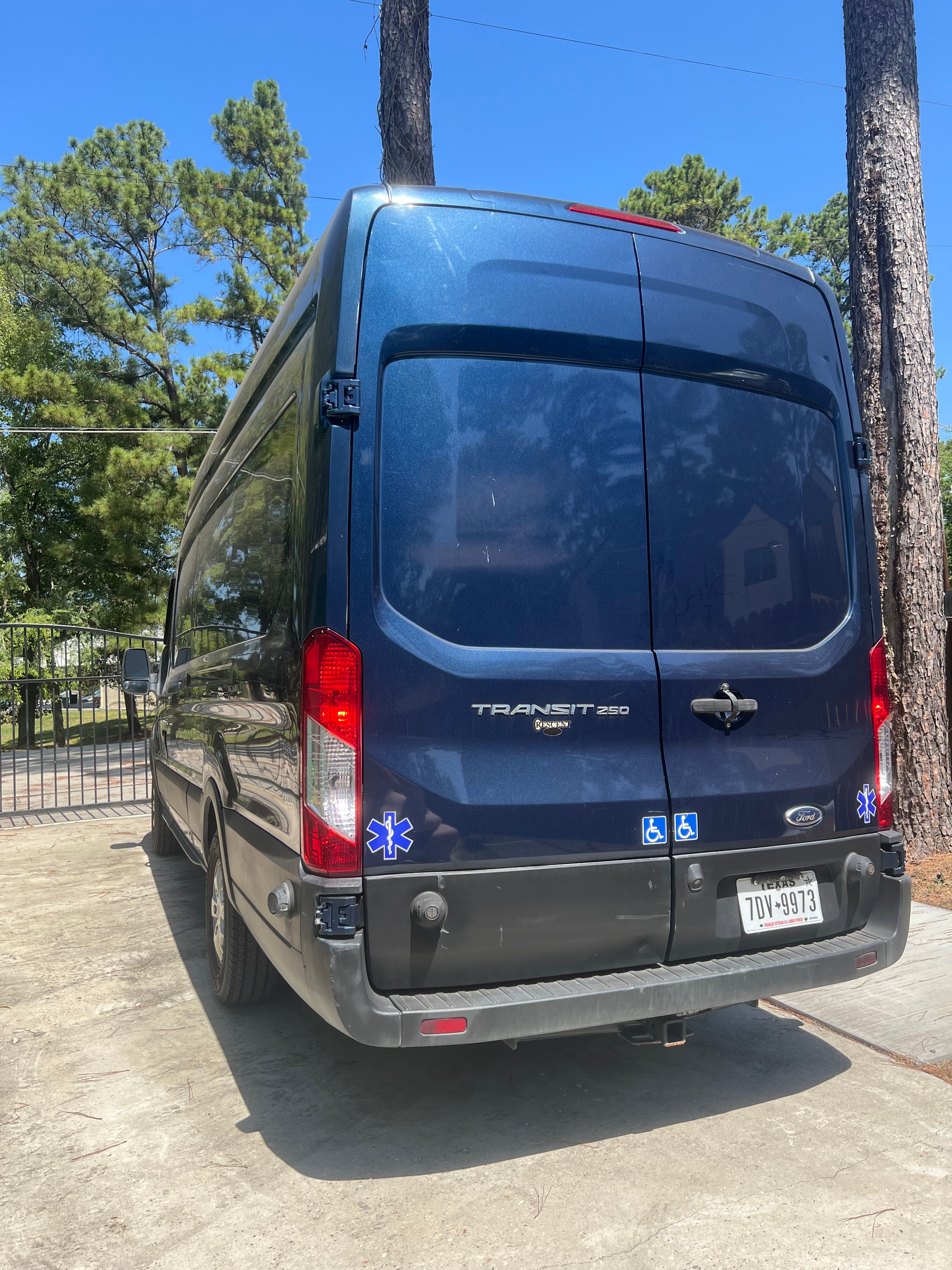 Used 2015 Ford Transit 250 148 High Roof Extended RWD image 5