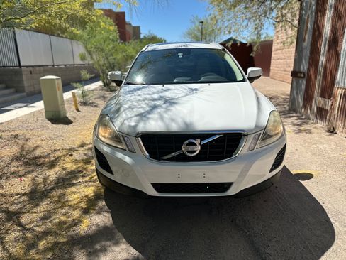 Used 2011 Volvo XC60 3.2 image 11
