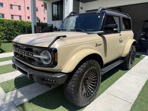 Used 2023 Ford Bronco Outer Banks AWD/4WD image 5