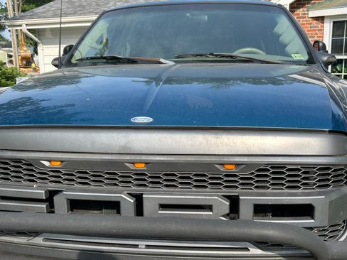 Used 2001 Ford F250 4x4 Crew Cab Super Duty image 2