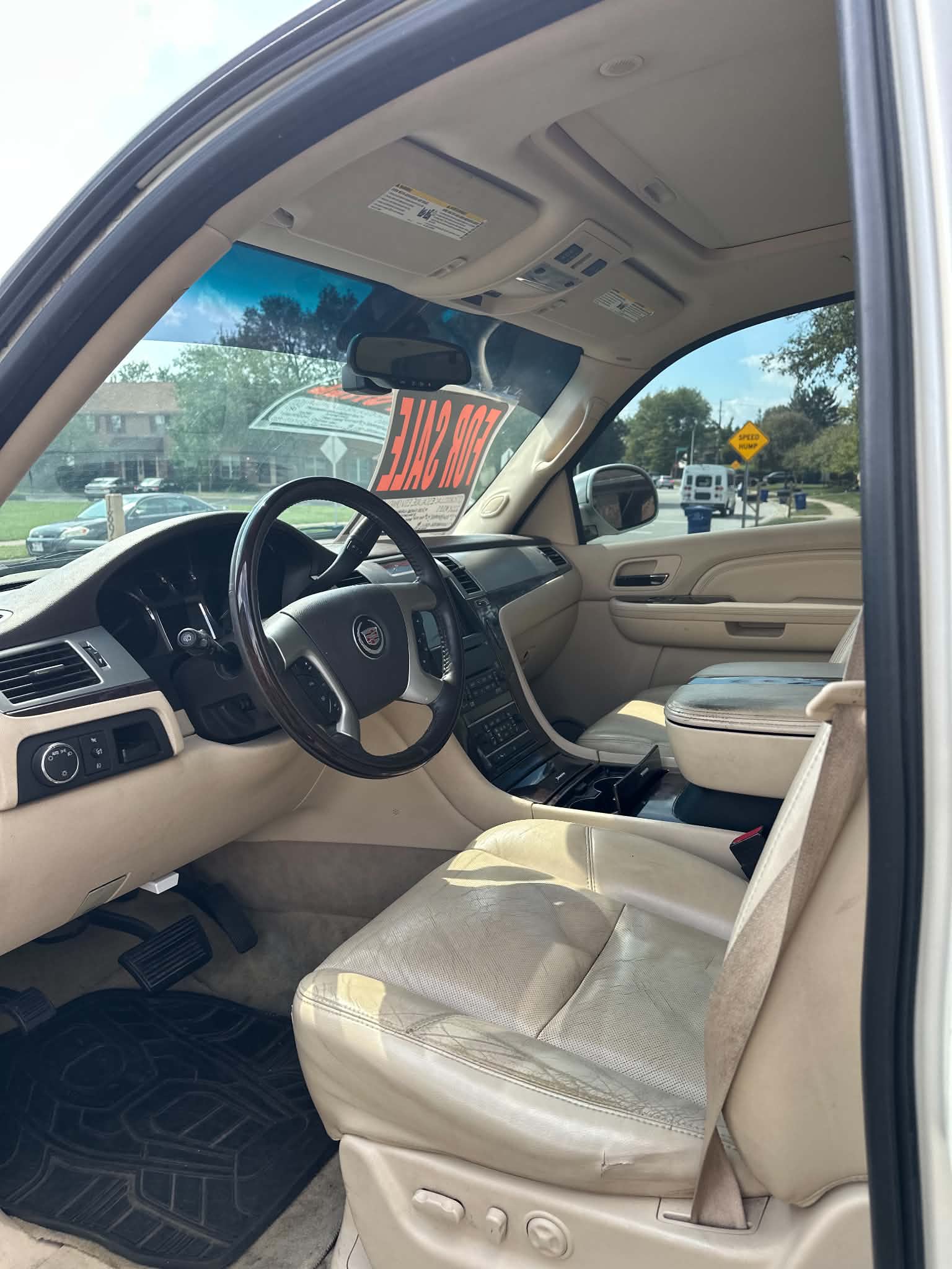 Used 2007 Cadillac Escalade ESV AWD w/ Information Package image 15