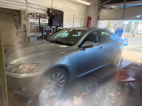 Used 2008 Lexus IS 250 AWD image 11