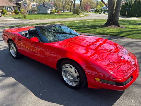 Used 1994 Chevrolet Corvette Convertible RWD image 4