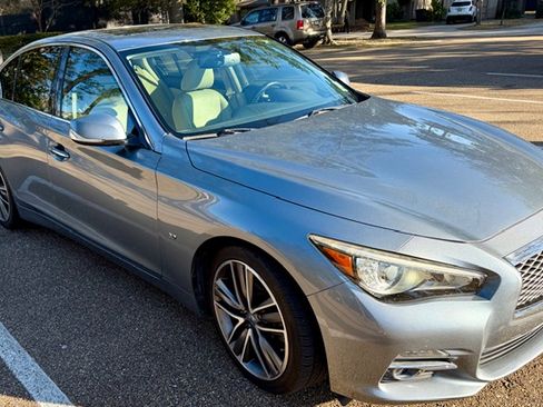 Used 2015 INFINITI Q50 Premium w/ Navigation Package image 18