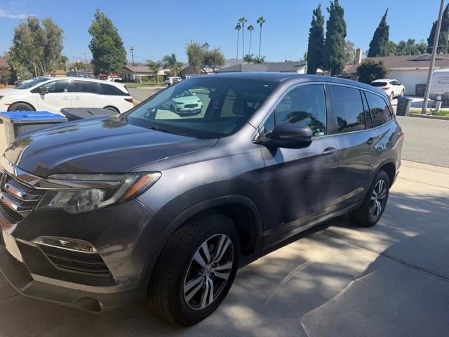 Used 2018 Honda Pilot EX image 2