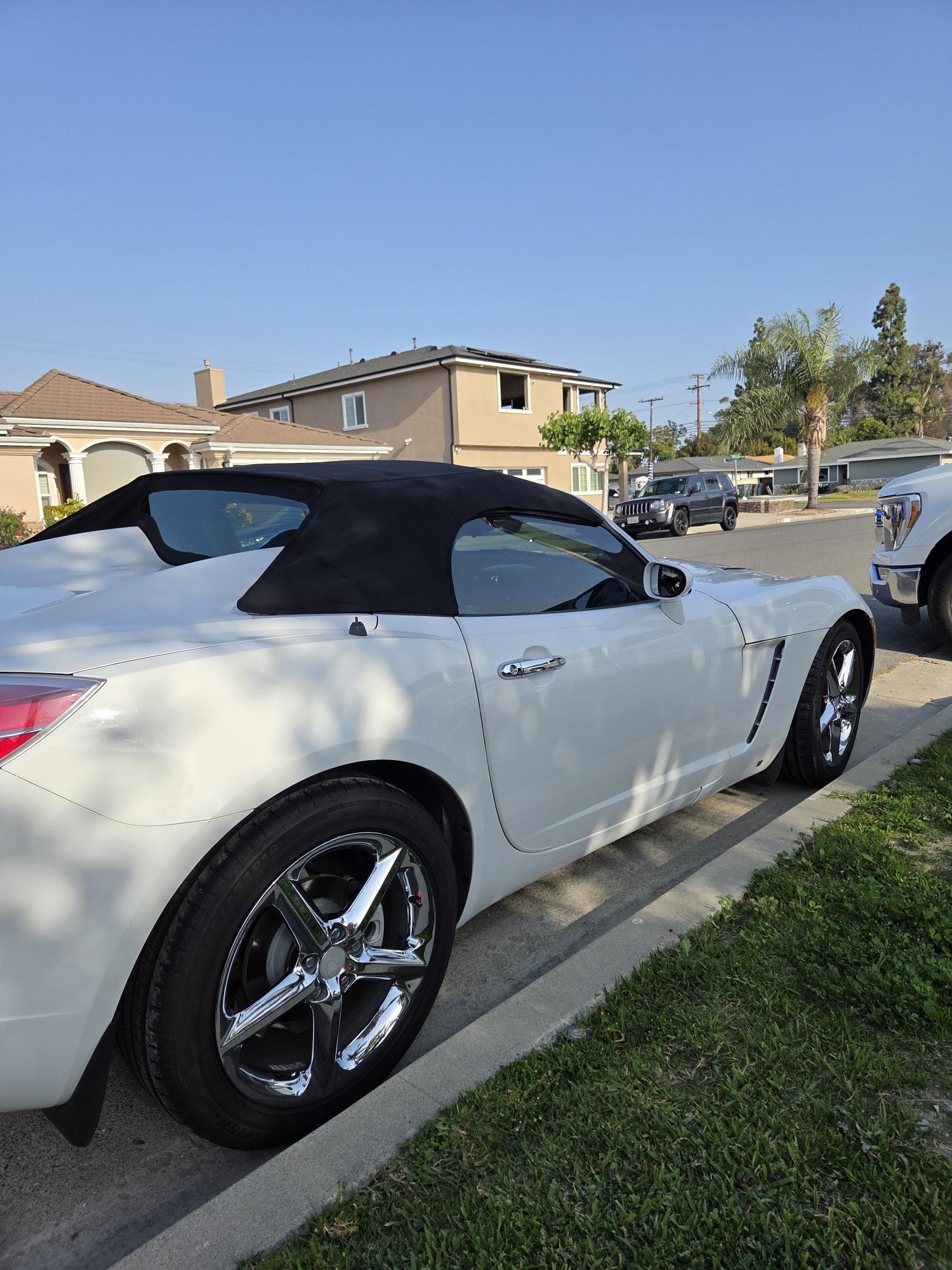 Used 2007 Saturn Sky Red Line RWD image 8