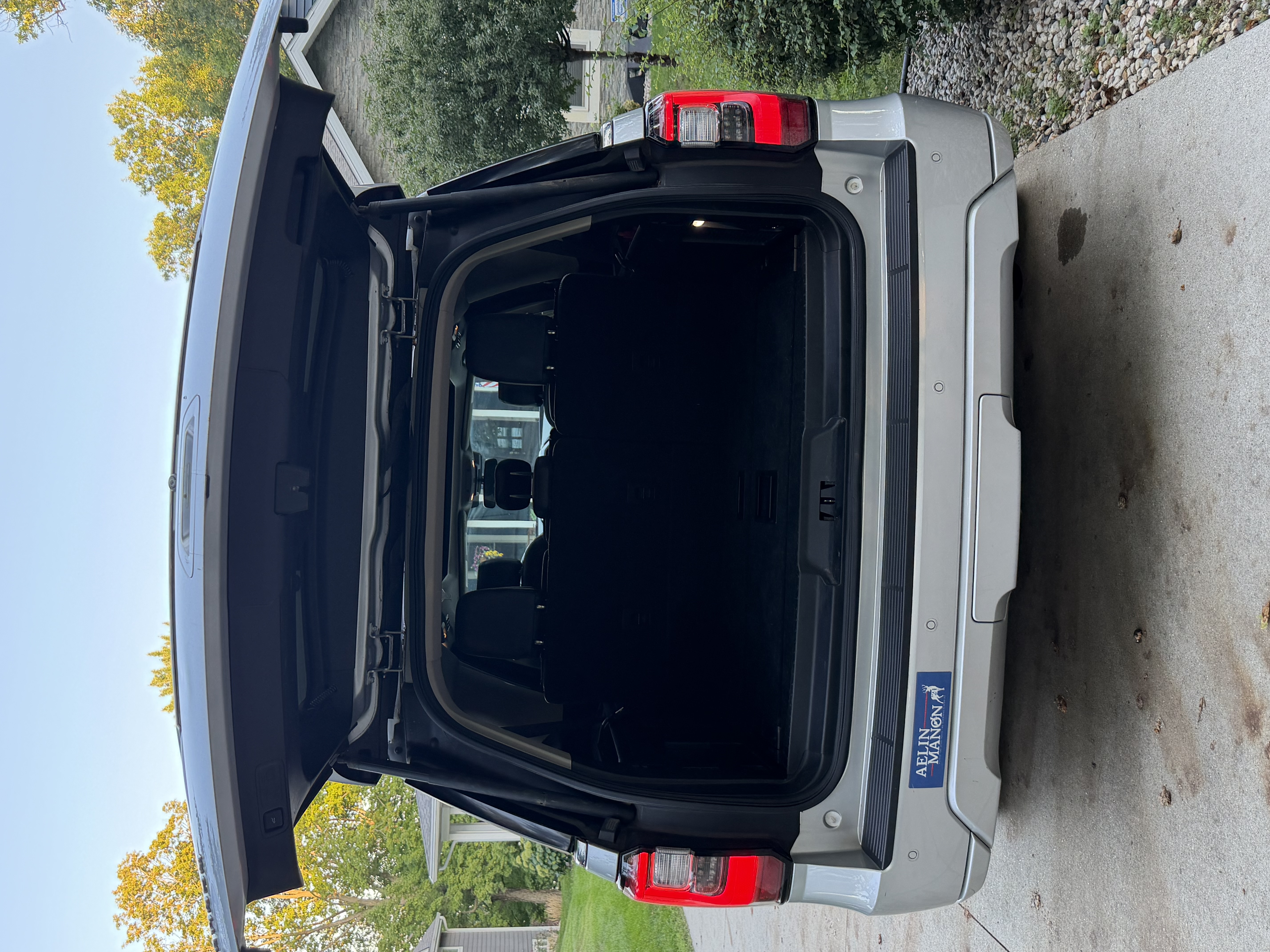 Used 2019 Ford Expedition Max Platinum AWD/4WD image 18