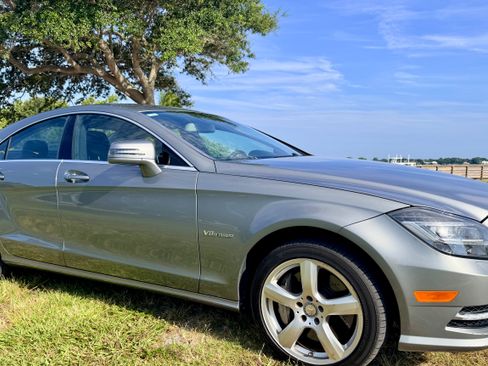 Used 2012 Mercedes-Benz CLS 550 4MATIC image 14