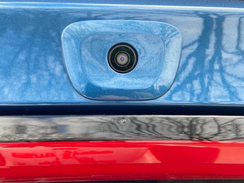 Used 2022 Dodge Charger SXT w/ Blacktop Package image 6