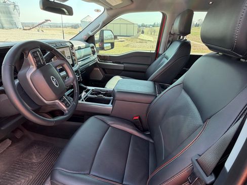 Used 2024 Ford F250 Lariat w/ Lariat Ultimate Package image 9