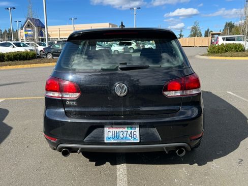 Used 2013 Volkswagen Golf 4-Door image 4