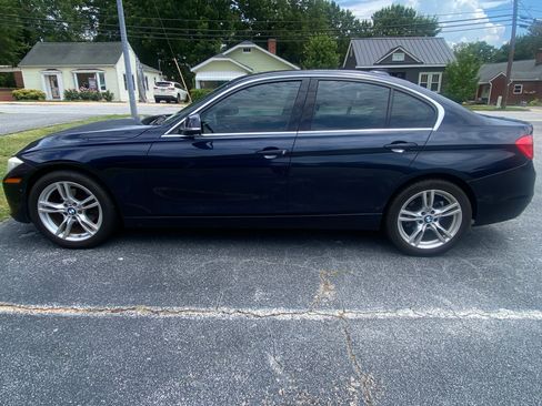 Used 2012 BMW 328i Sedan RWD image 1