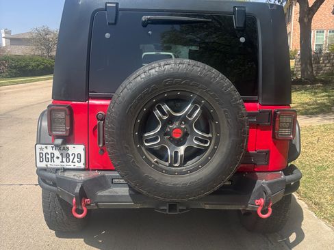 Used 2008 Jeep Wrangler Unlimited X image 4