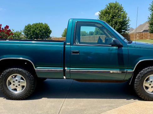 Used 1995 Chevrolet Silverado 1500 4x4 Regular Cab image 8