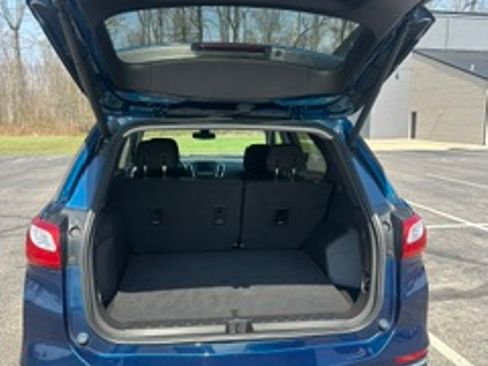 Used 2020 Chevrolet Equinox LT image 8