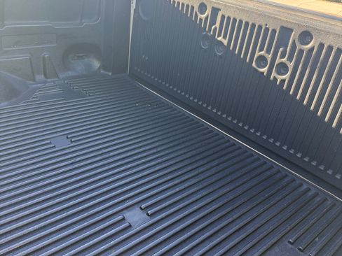 Used 2014 Ford F150 XLT w/ Equipment Group 302A Luxury image 9