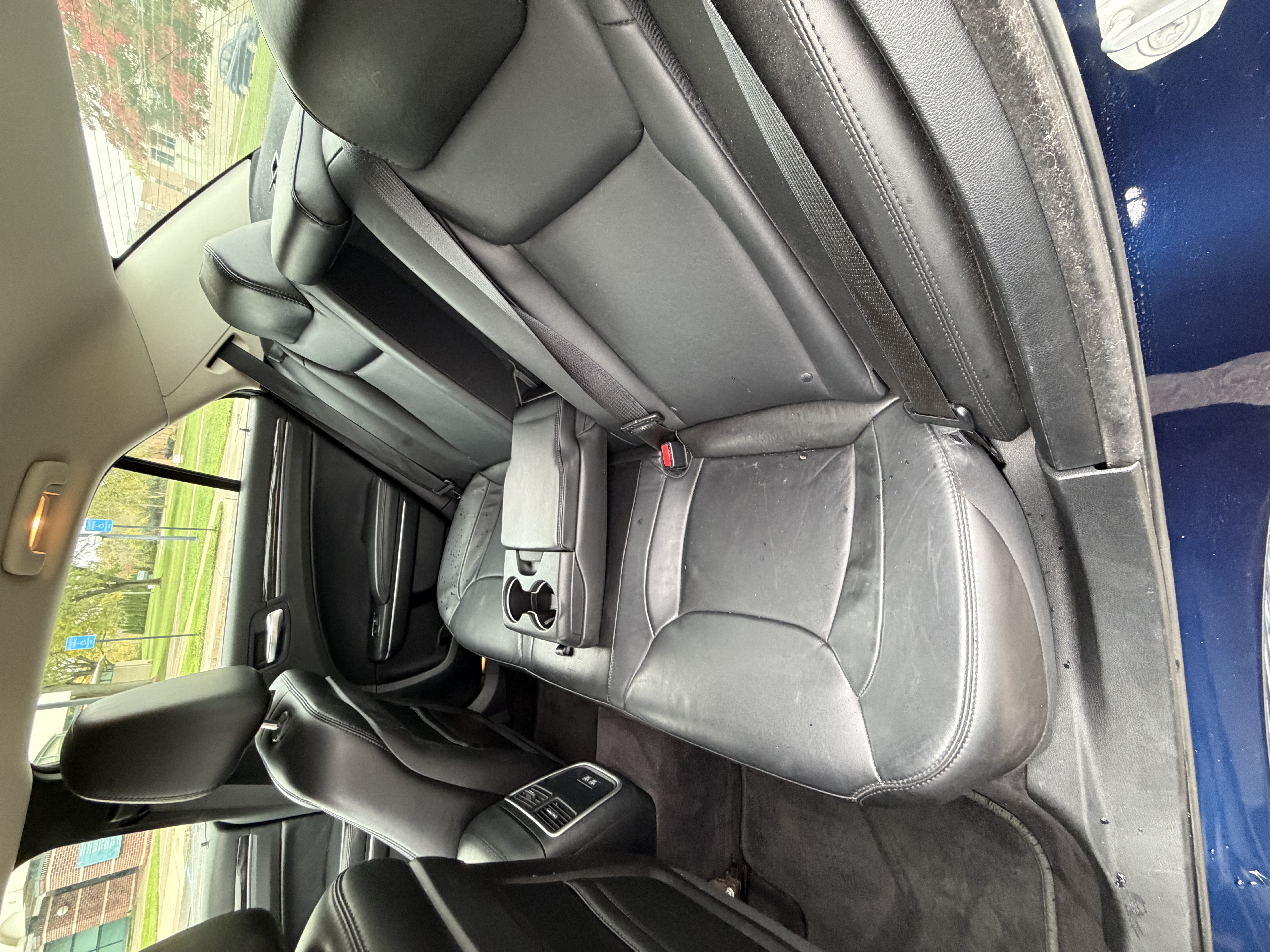 Used 2017 Chrysler 300 Limited RWD image 9