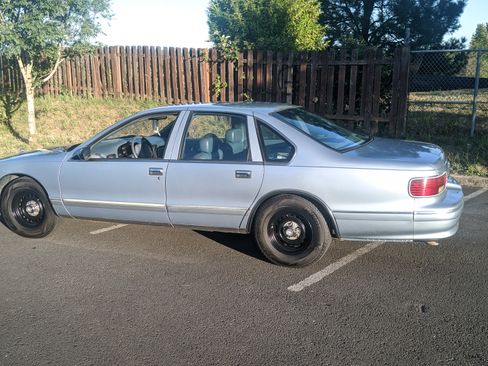 Used 1995 Chevrolet Impala Sedan image 23