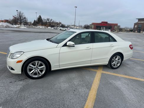 Used 2011 Mercedes-Benz E 350 4MATIC Sedan image 1
