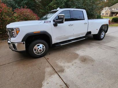 Used 2022 GMC Sierra 3500 SLT w/ SLT Premium Package
