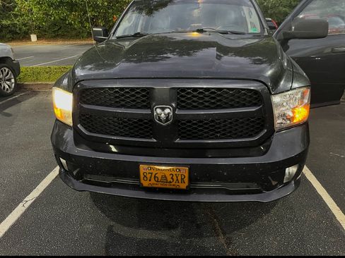 Used 2015 RAM 1500 Express AWD/4WD image 5