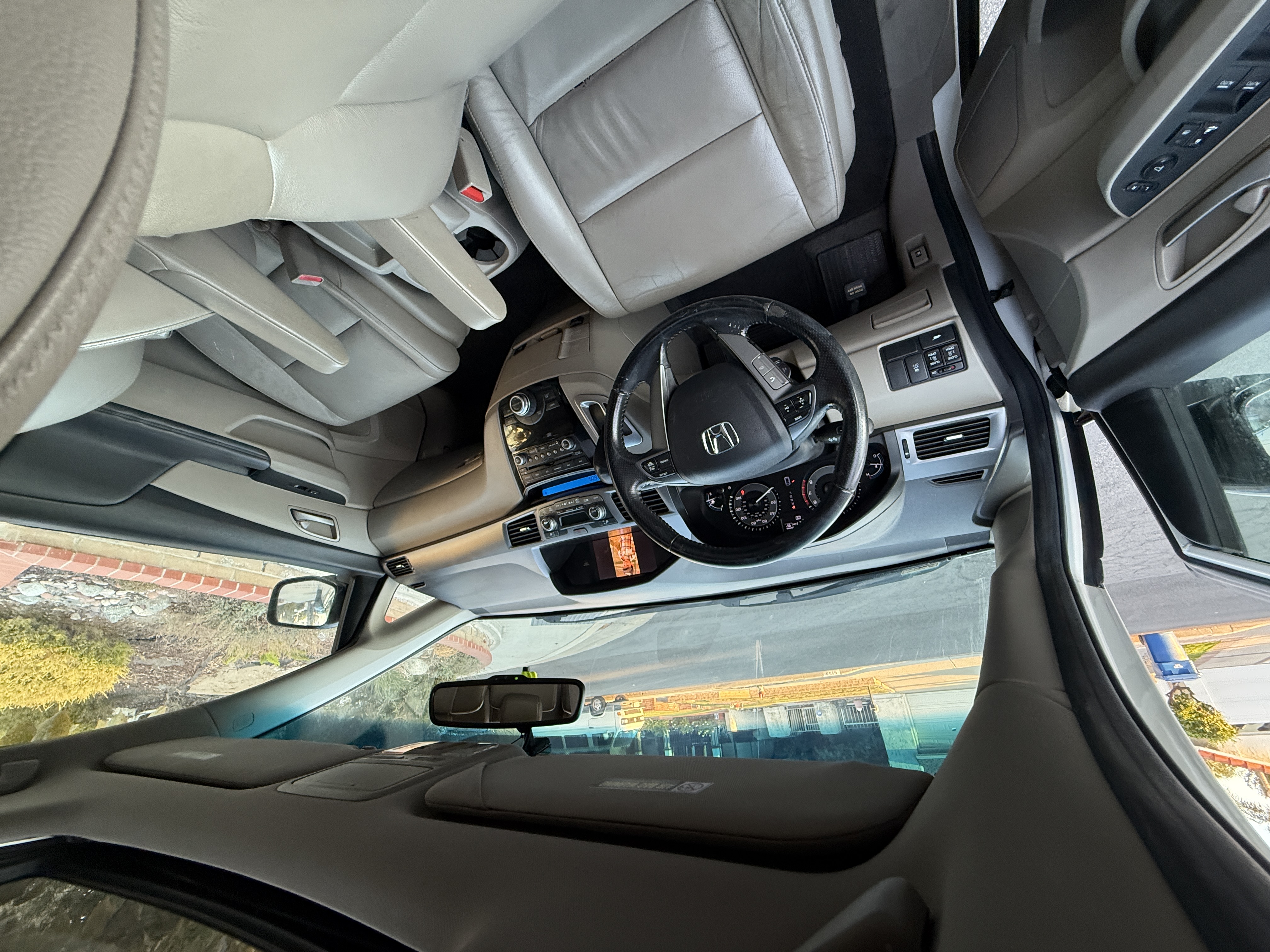 Used 2011 Honda Odyssey EX-L image 8