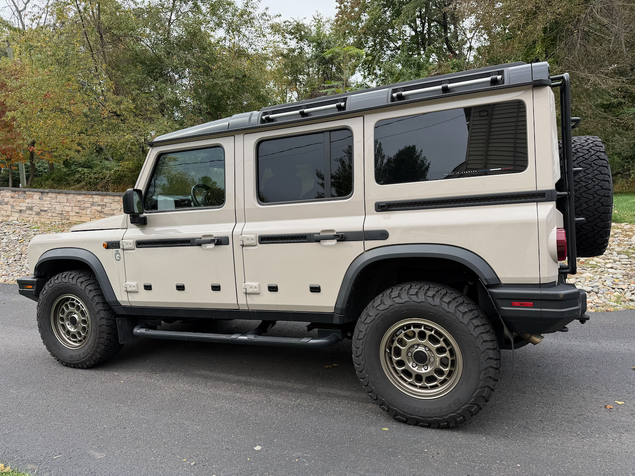Used 2025 INEOS Grenadier Station Wagon AWD/4WD image 18