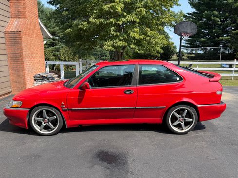 Used 2001 Saab 9-3 Viggen FWD image 4