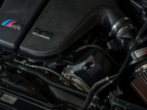 Used 2006 BMW M6 Coupe image 30