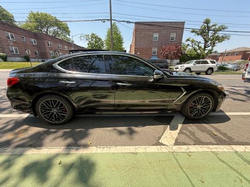 Used 2019 Genesis G70 3.3T Advanced w/ Elite Package AWD/4WD image 2