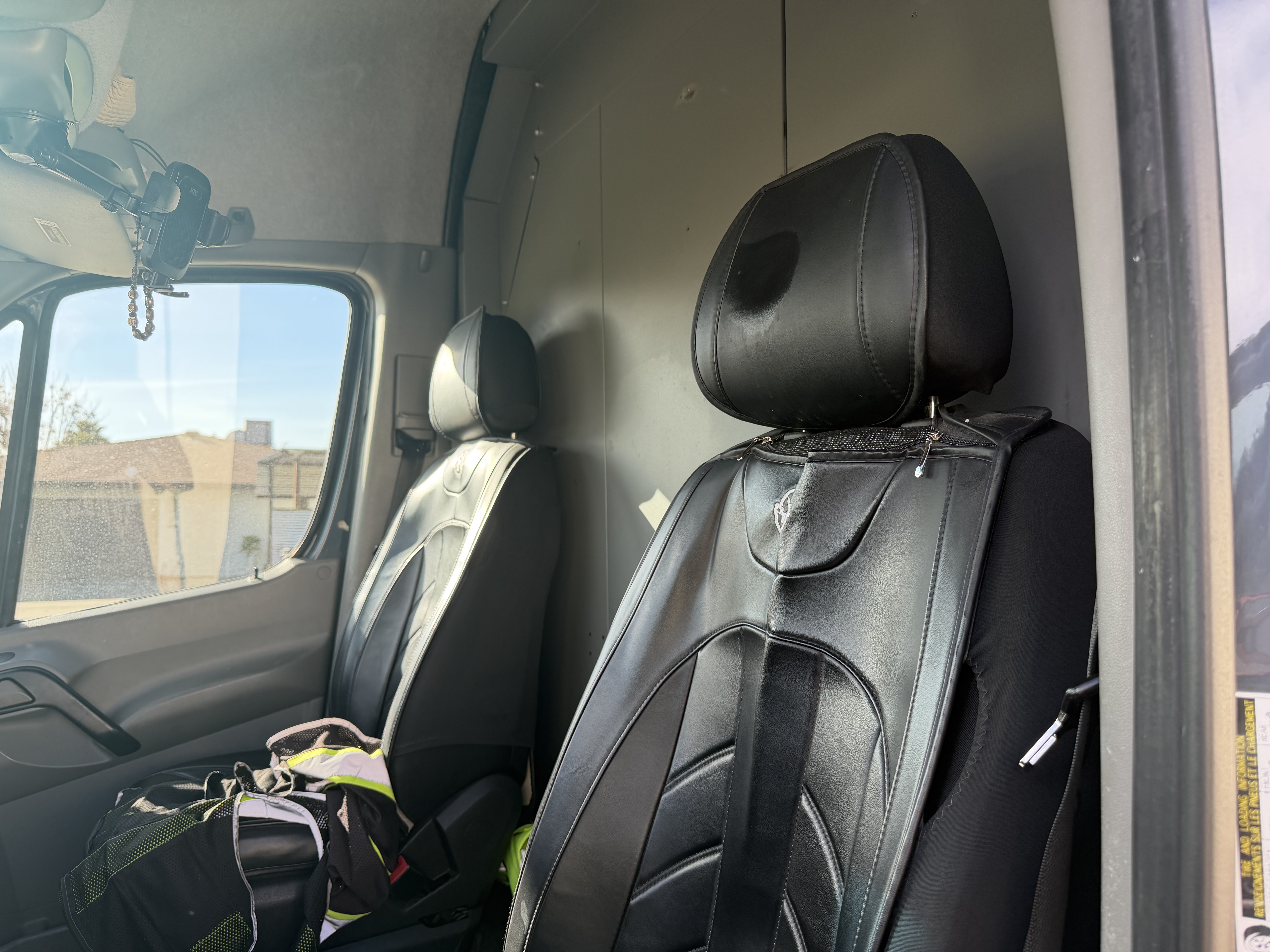 Used 2018 Mercedes-Benz Sprinter 2500 image 8