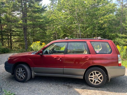 Used 2006 Subaru Forester 2.5X L.L. Bean image 1