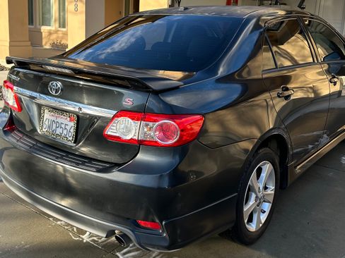 Used 2012 Toyota Corolla S FWD image 18
